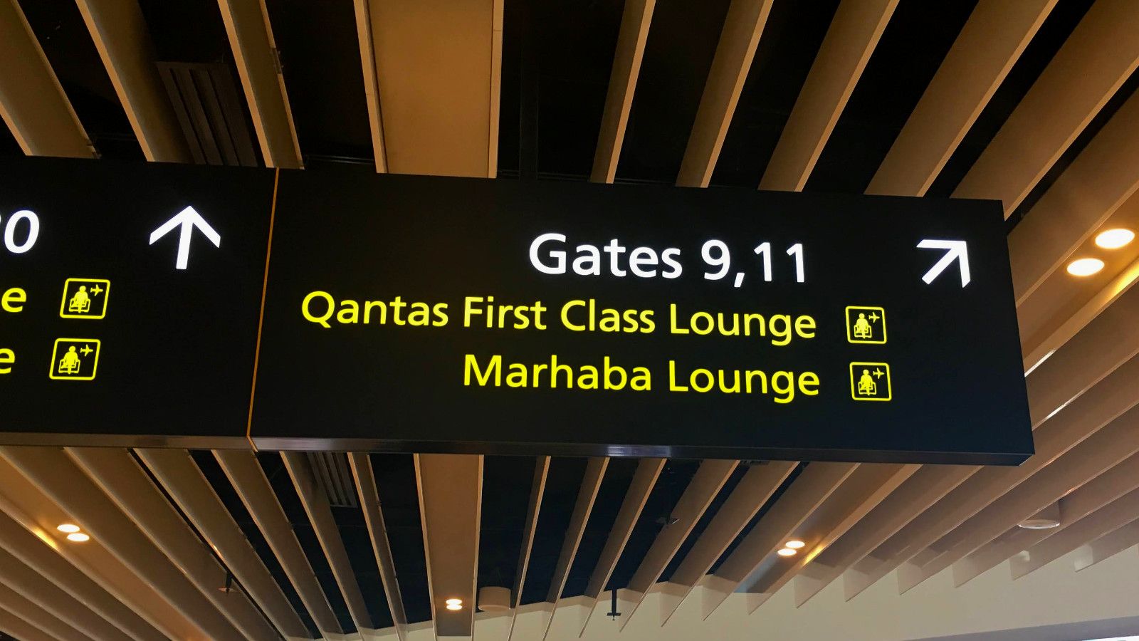 Qantas Melbourne First Lounge location