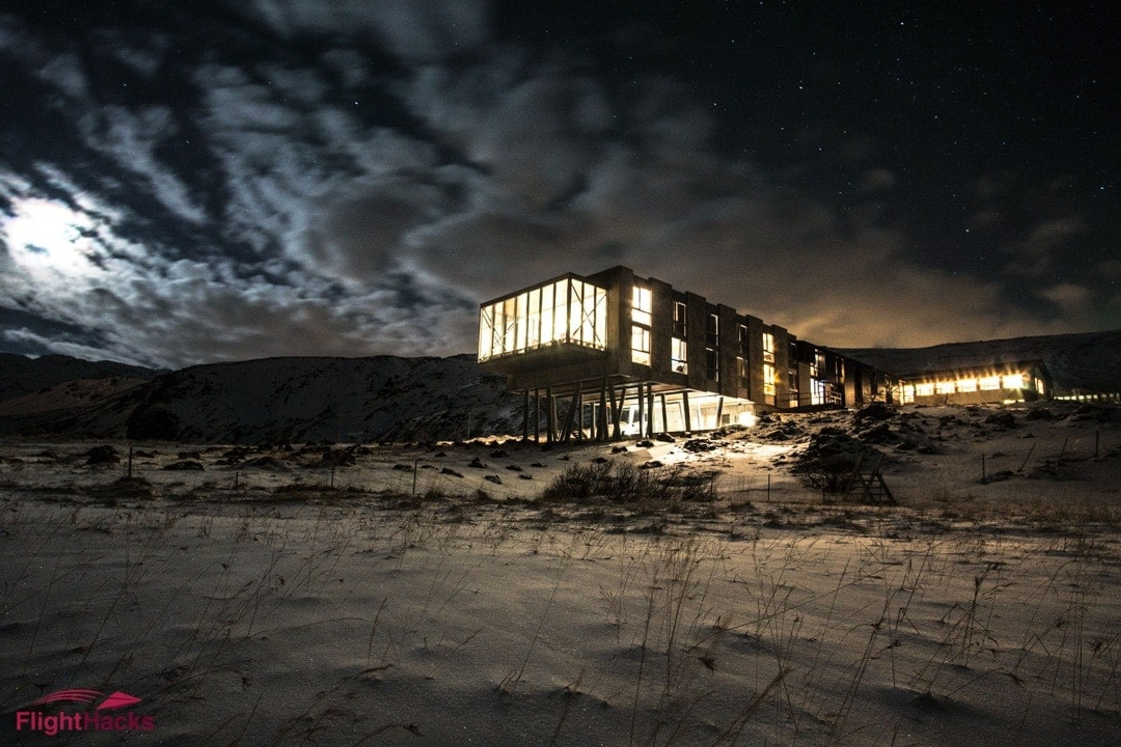 First Class Trip to Iceland Night view