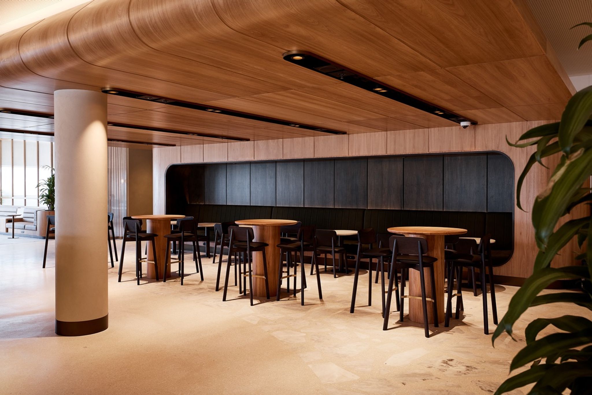 Qantas Business Lounge Adelaide