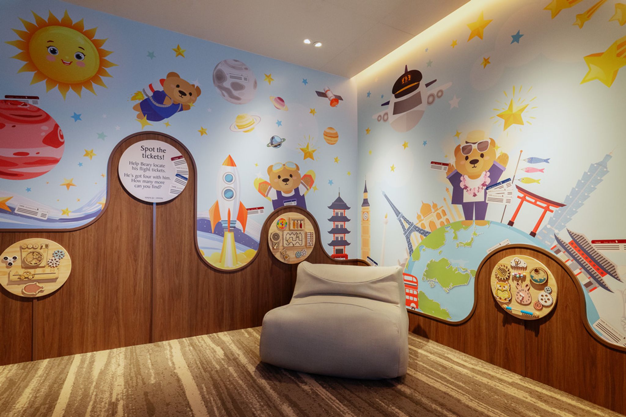 Singapore Airlines SilverKris First Class Lounge T2 Changi kids lounge