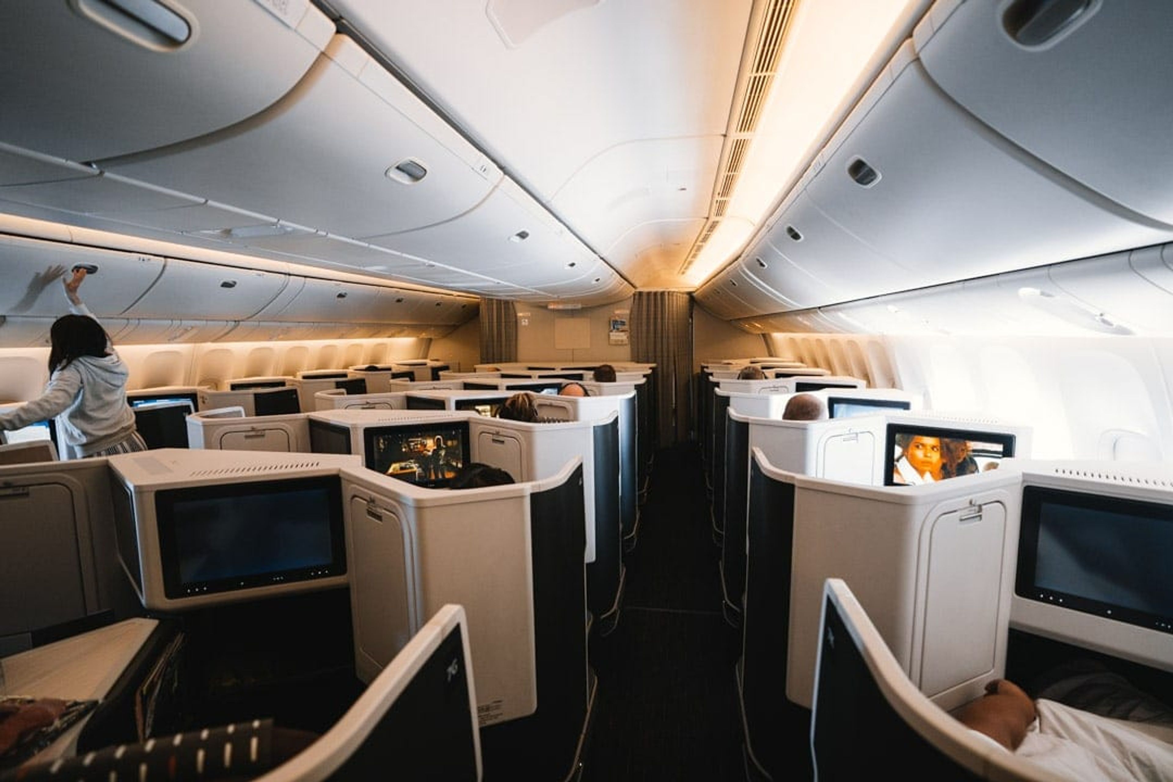 B777-200