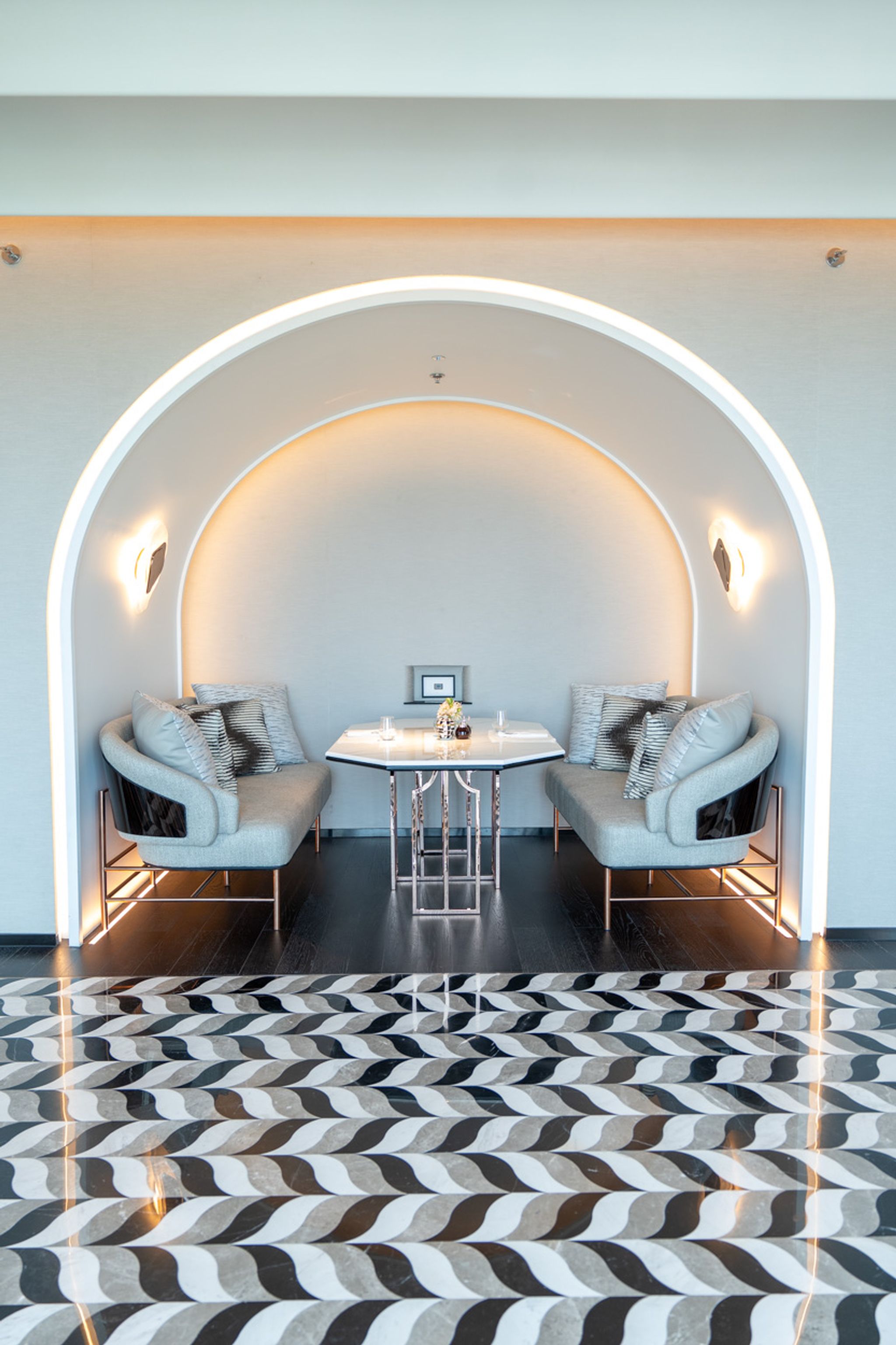 The Ritz Carlton Bangkok Club Lounge review