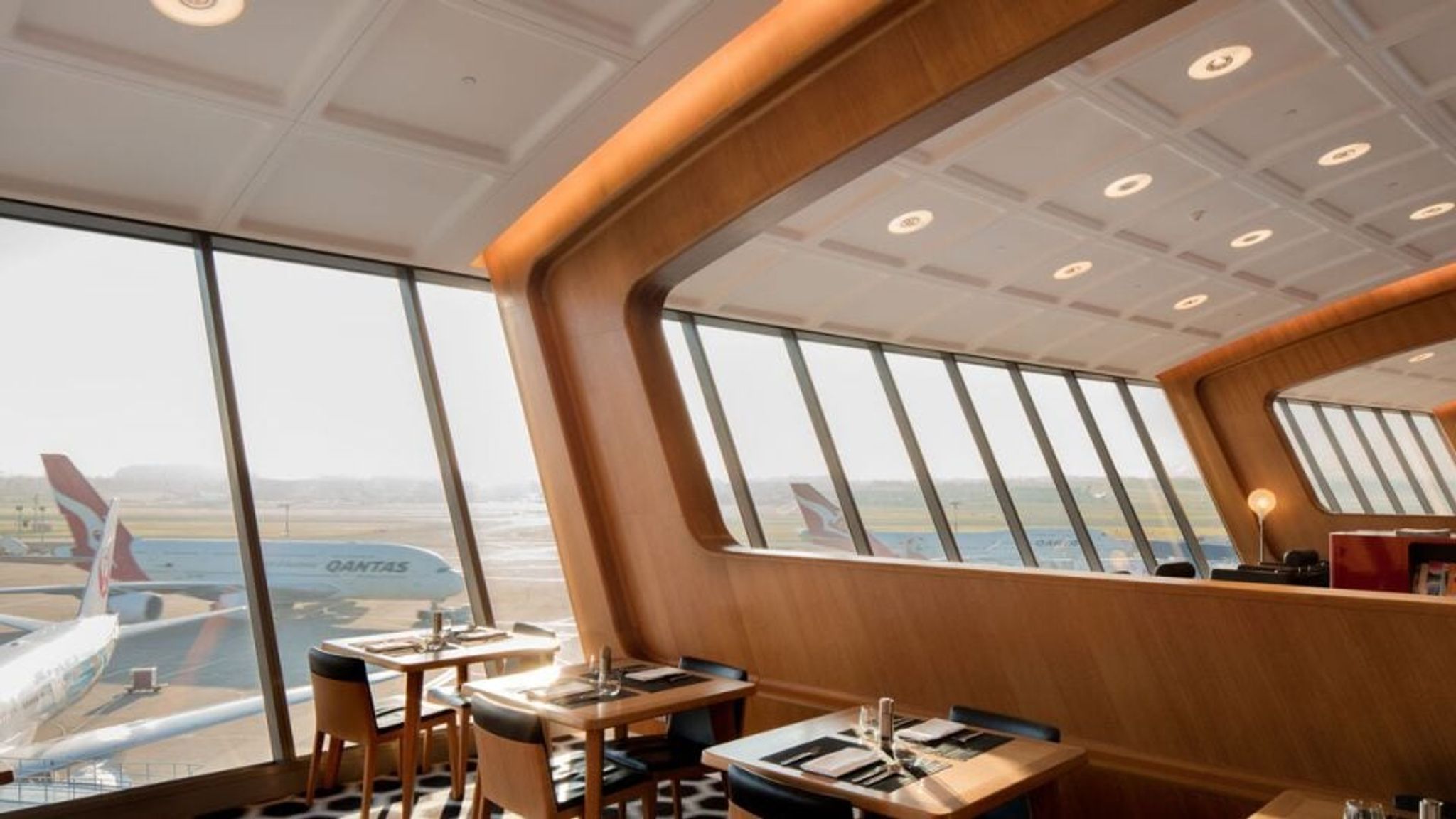 Qantas To Reopen First Class Lounges