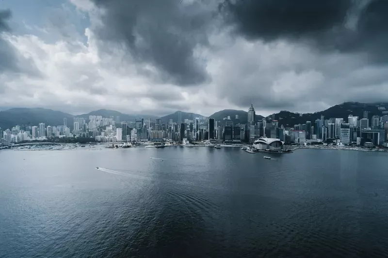 Hong Kong Scraps Most COVID Arrival Requirements
