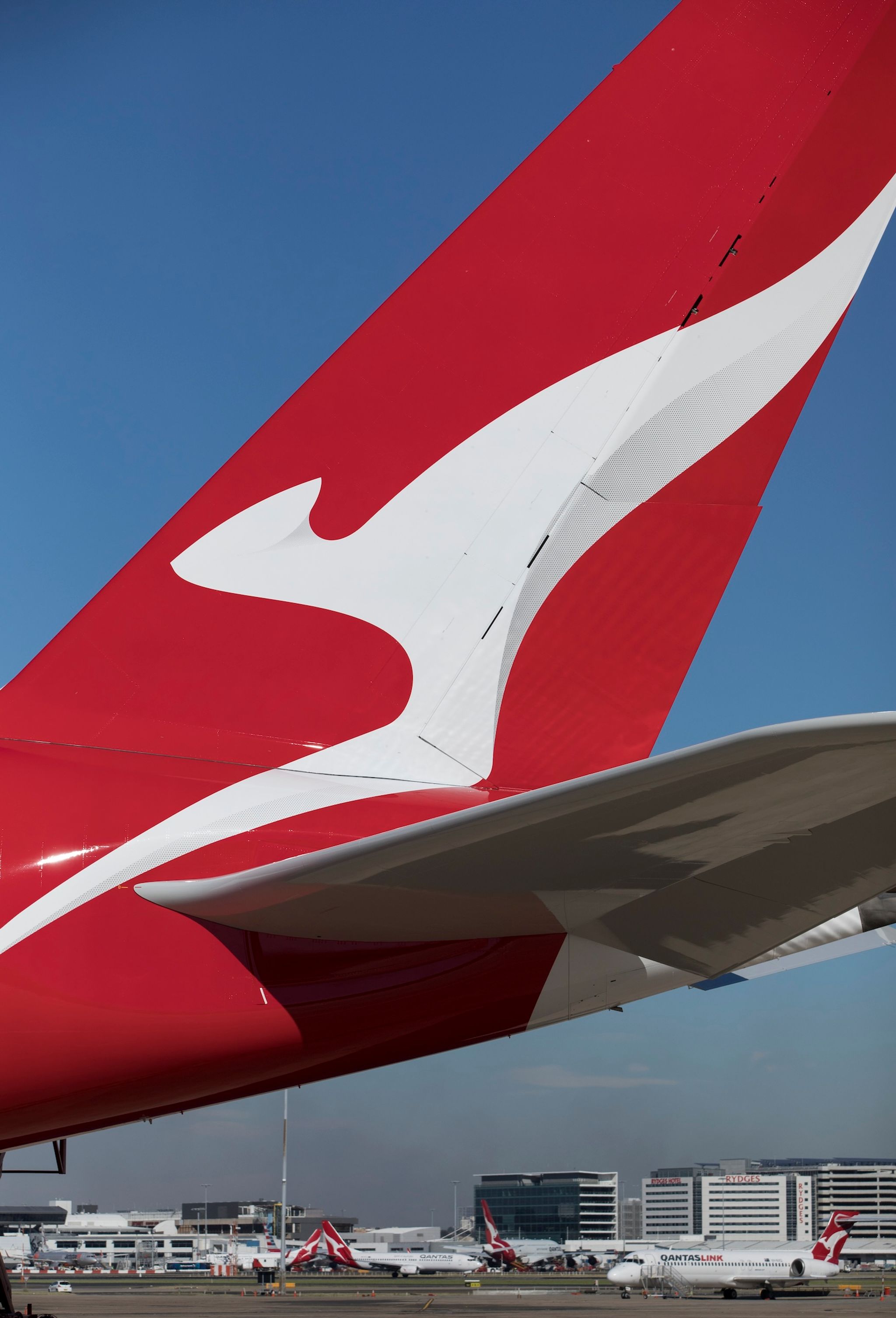 Qantas Status Credits On The Ground