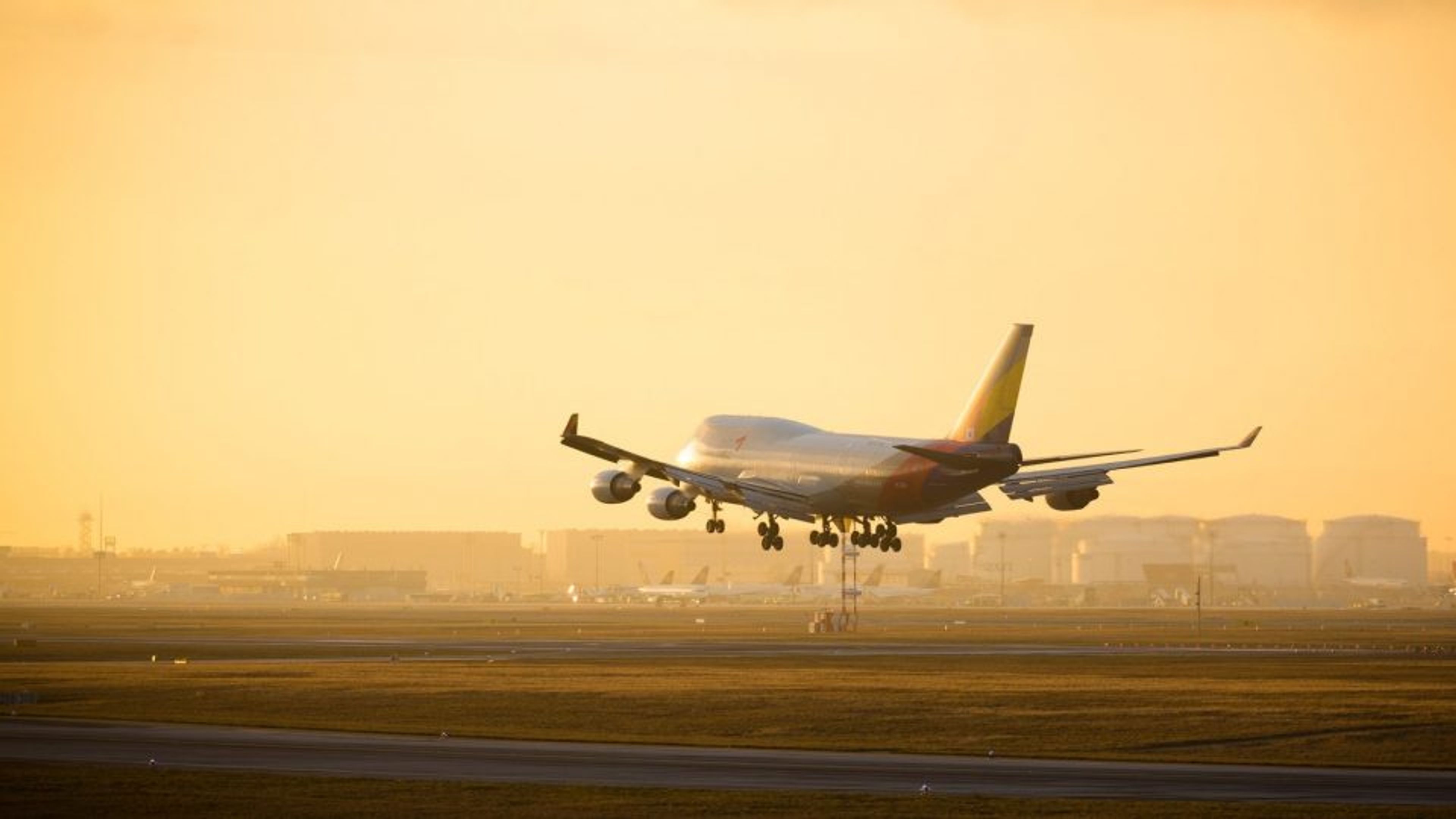 Frequent Flyer Status Extension Ultimate Guide