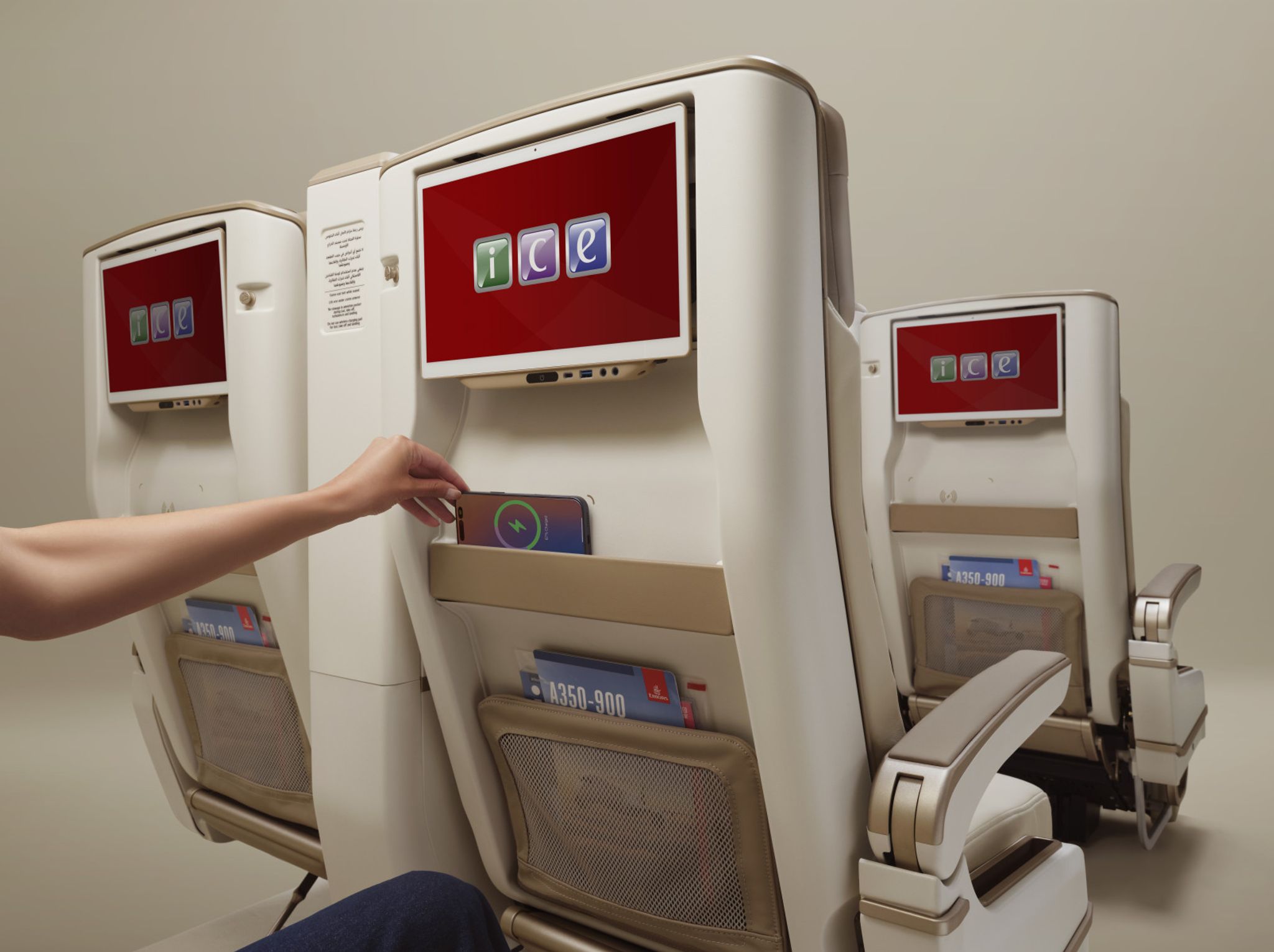 emirates seat back charging