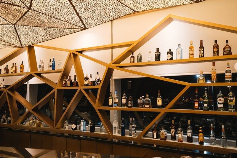 bar