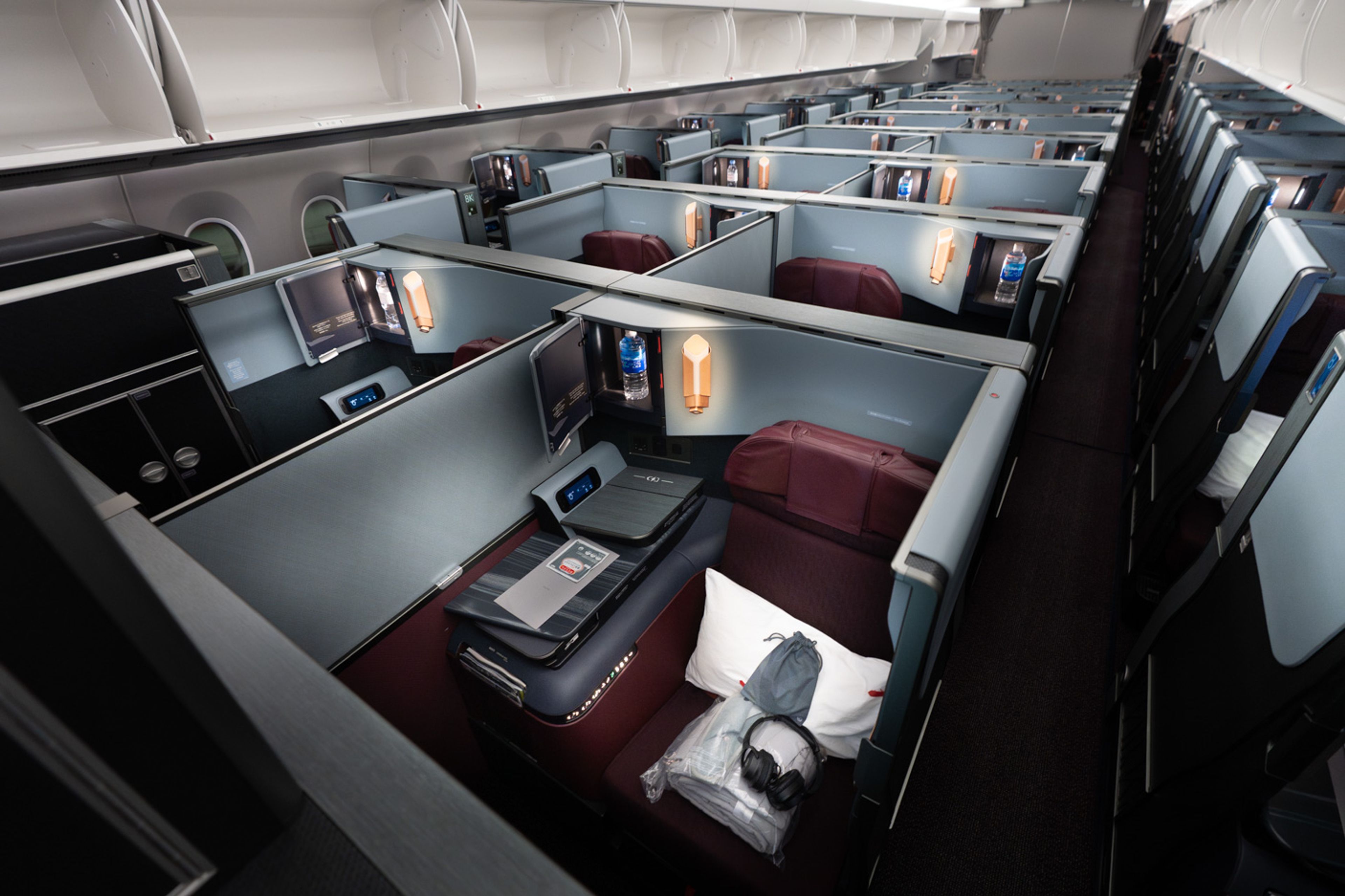 Japan Airlines A350-1000 Business Class Review