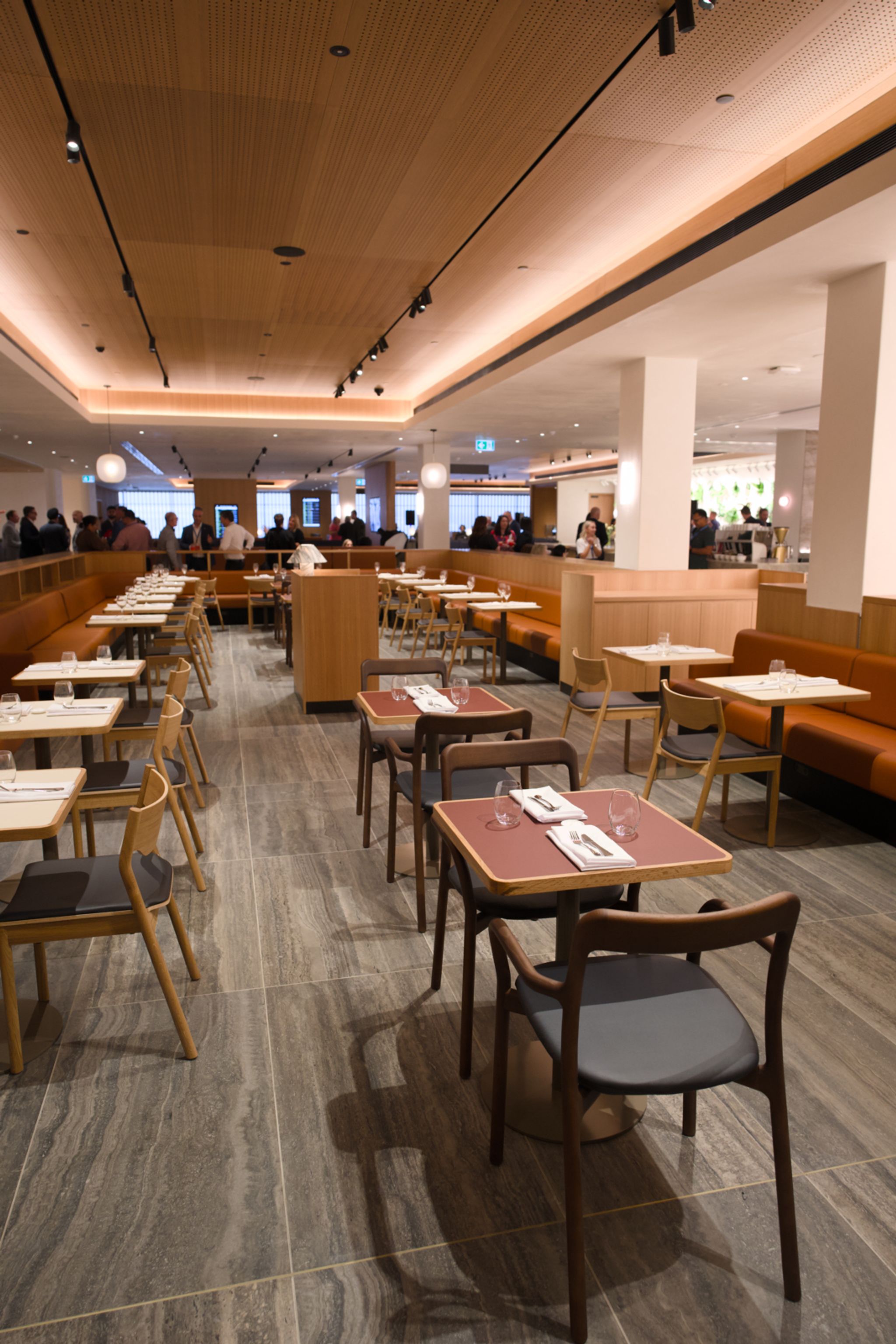 Qantas Auckland International Lounge