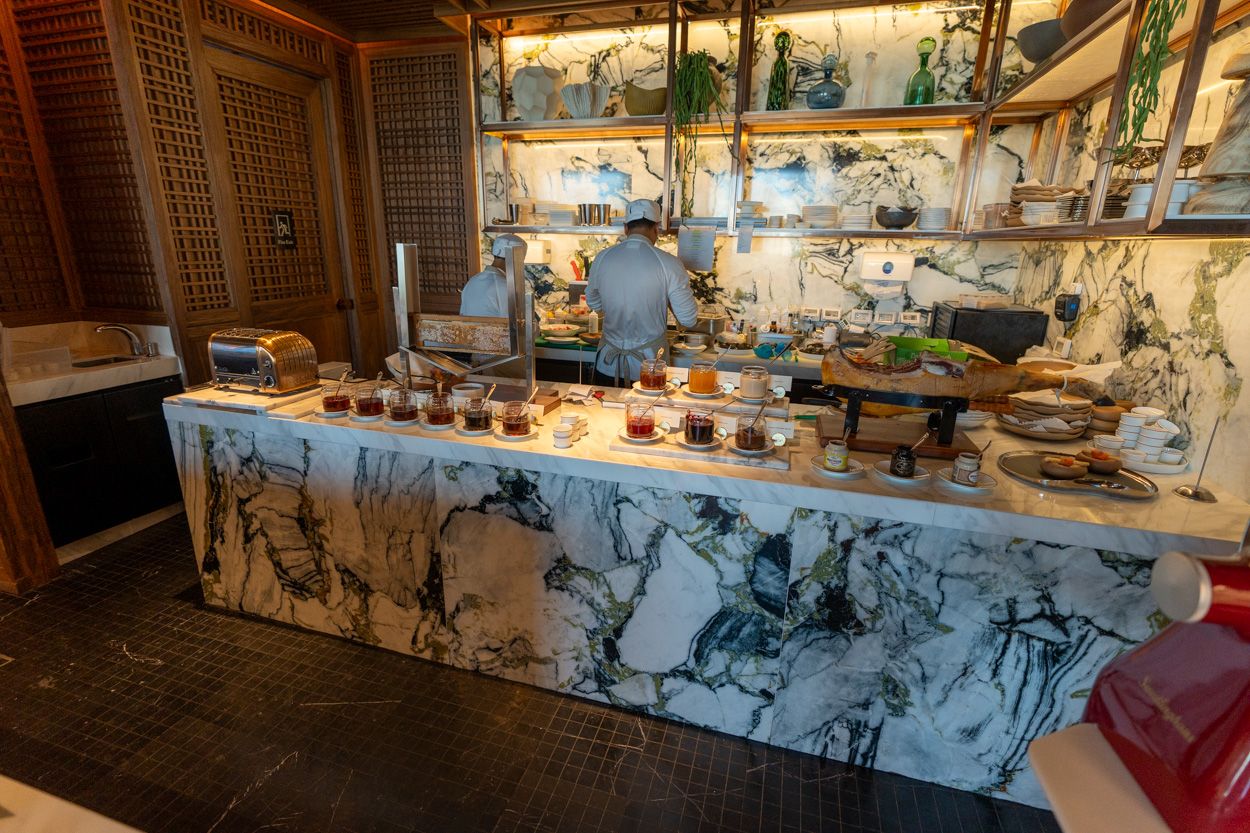 The Ritz Carlton Bangkok breakfast