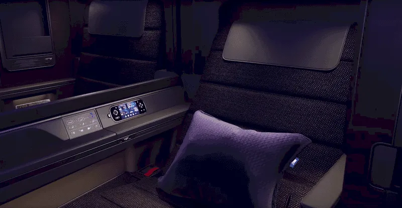 Marriott Bonvoy x Emirates - Your World Rewards Luxury Dark