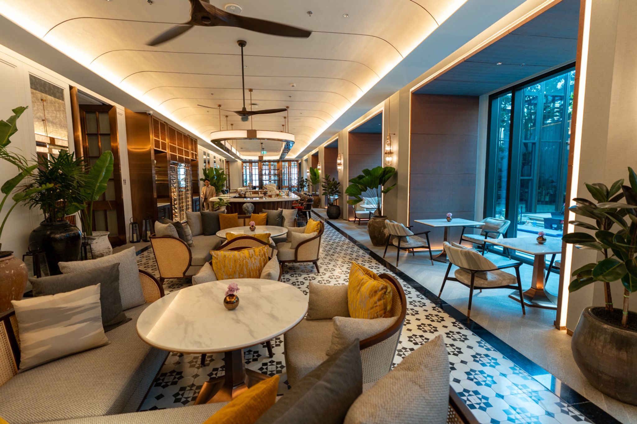 The Ritz Carlton Bangkok breakfast buffet