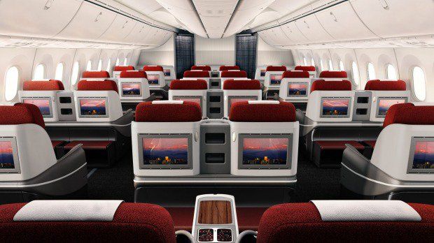 LATAM Boeing 787 business class cabin in a 2-2-2 layout