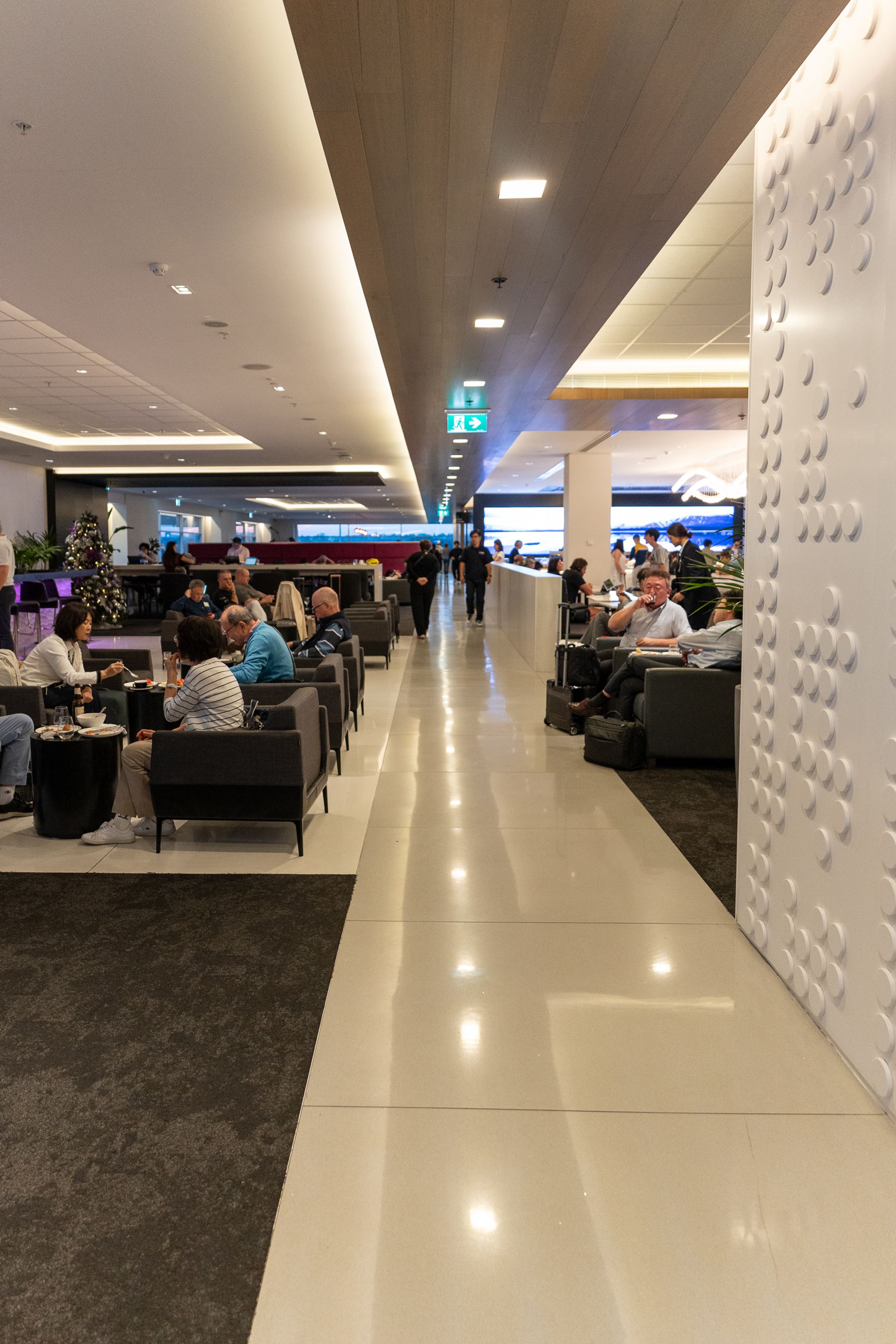 Long corridor of seating in an airport lounge