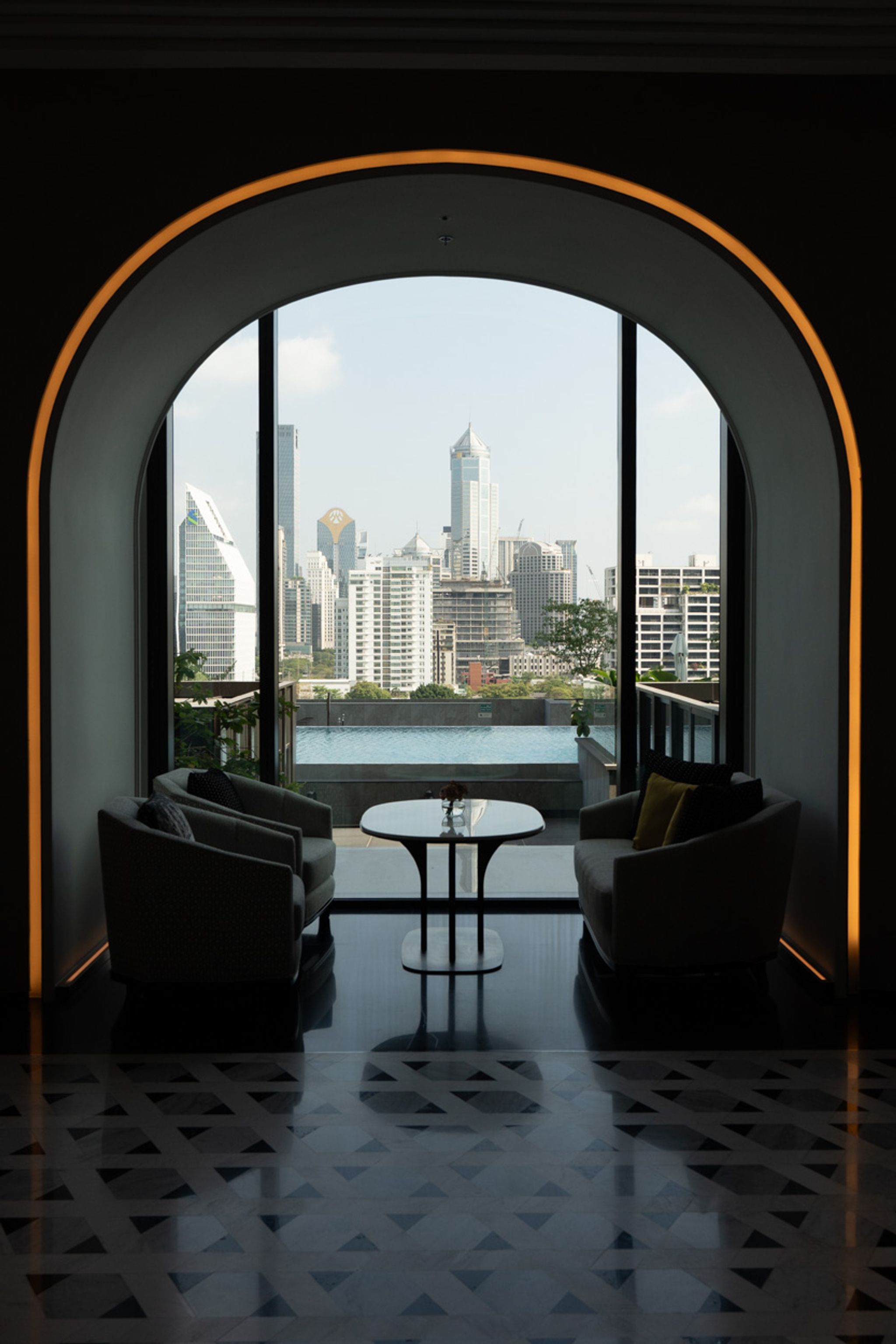 The Ritz Carlton Bangkok lobby