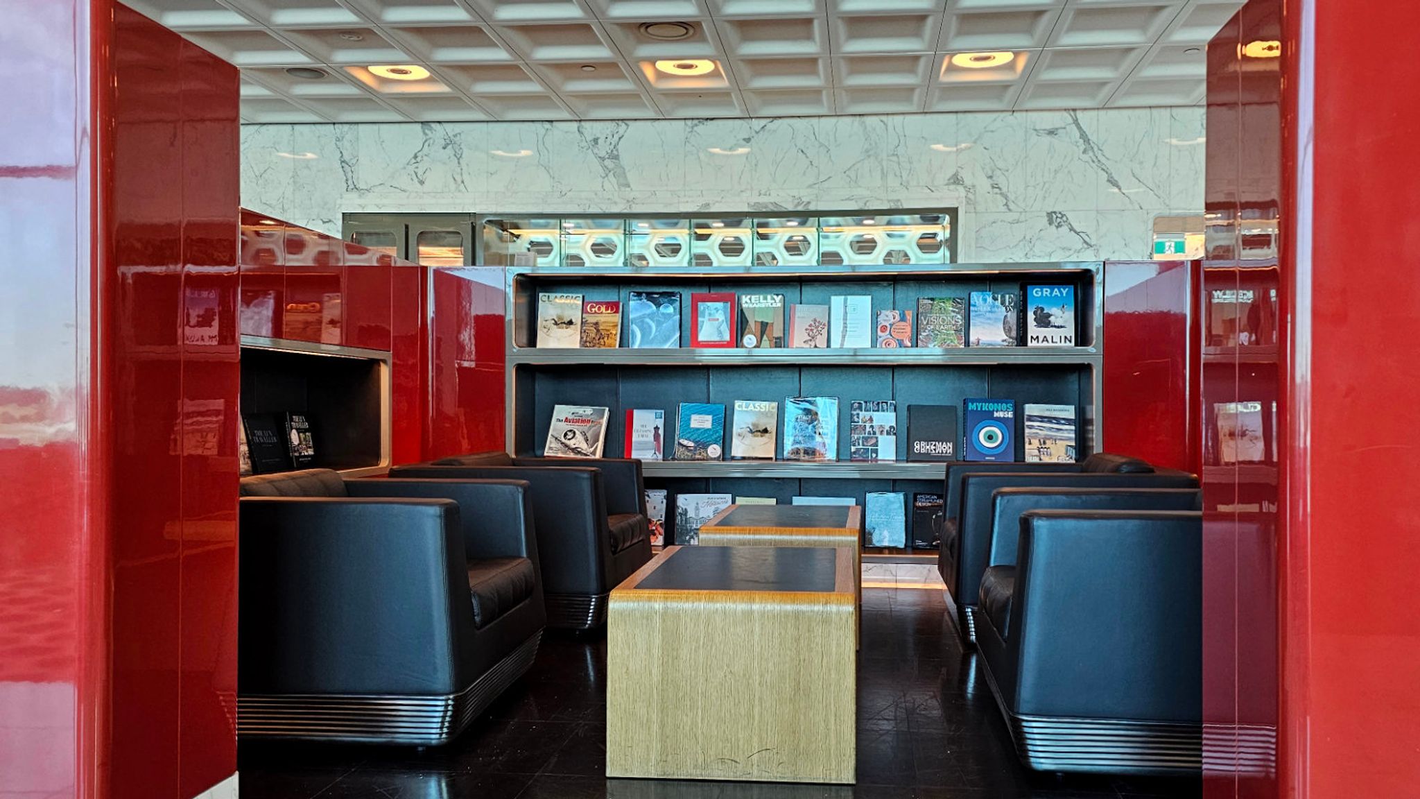 Qantas First Lounge Melbourne Review