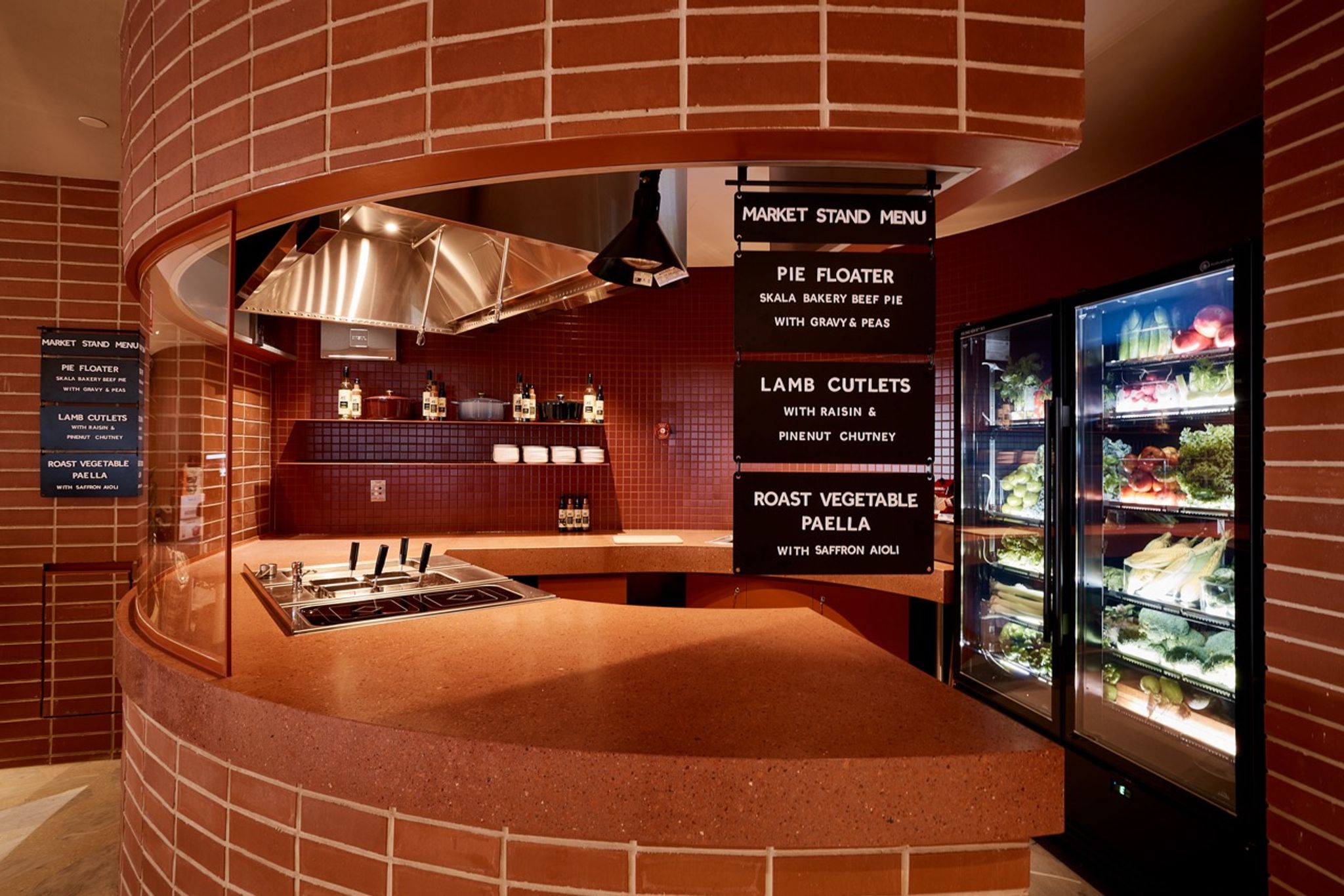 Qantas Business Lounge Adelaide food & beverage