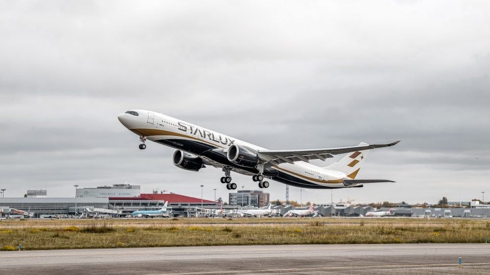 Alaska Mileage Plan Adds Starlux Redemptions