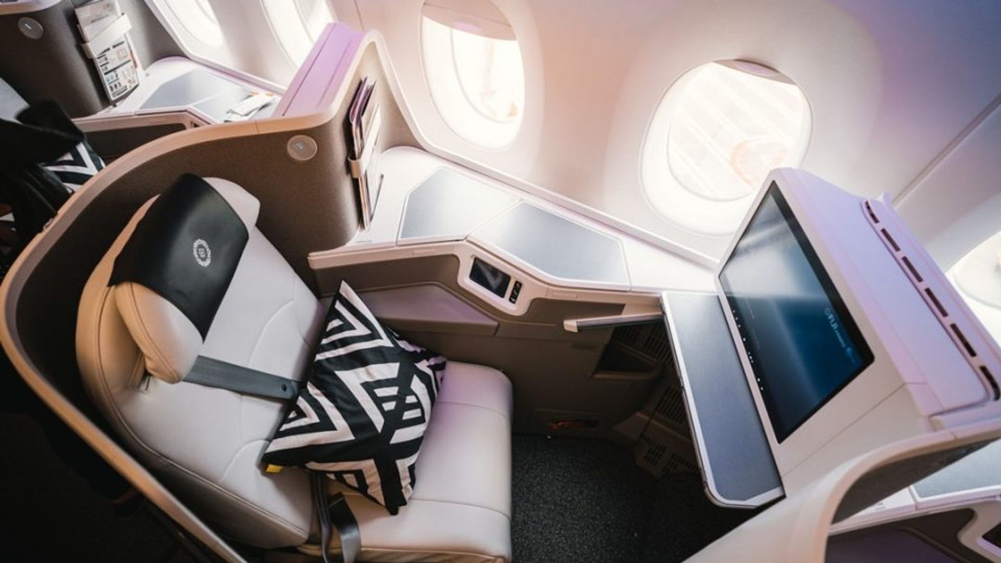 How You Can Fly Business Class To Fiji With Points