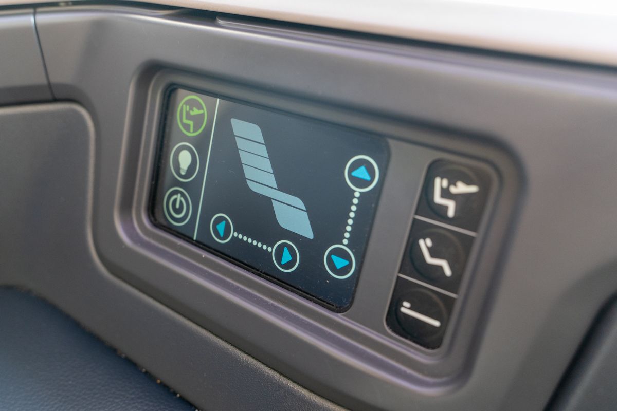Review - Malaysia Airlines A330neo Business Class