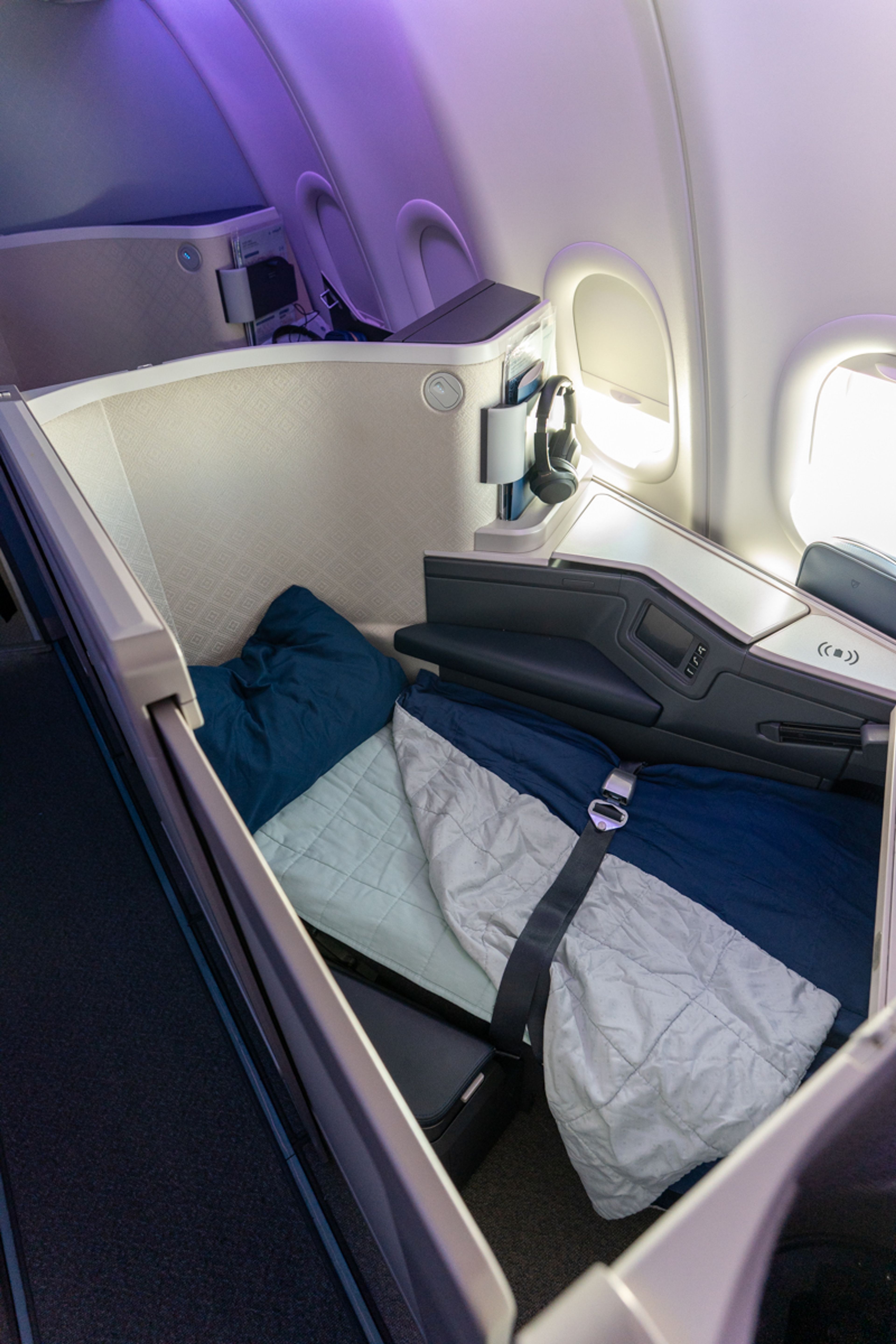 Collins Aerospace Elevation seat, used on EgyptAir's A350, seen here on Malaysia Airlines